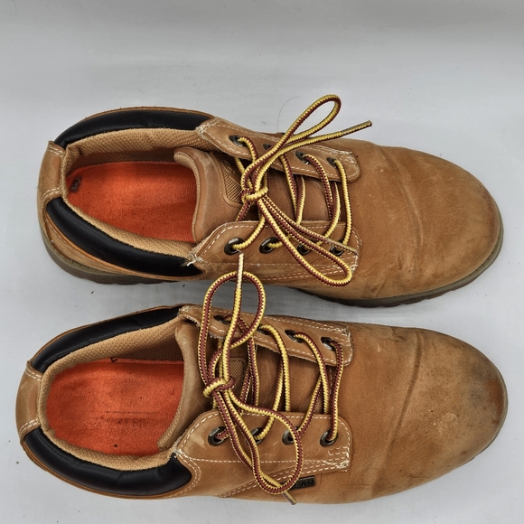 Mountain gear slip resistant work boots size 8 - Picture 4 of 16